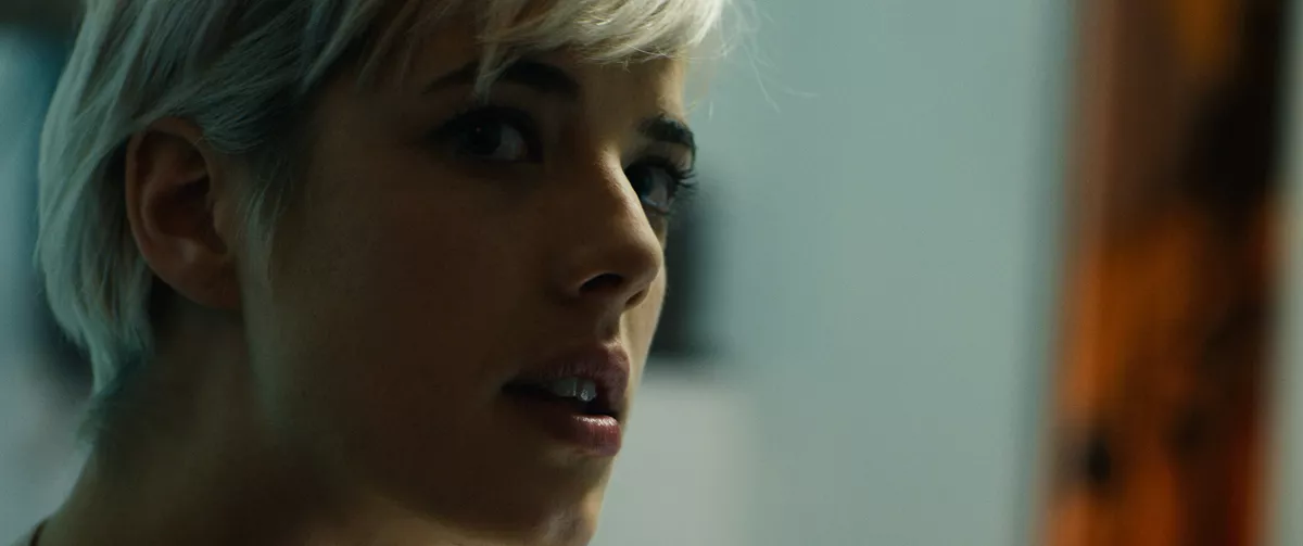 PUSHER - Still of Agyness Deyn