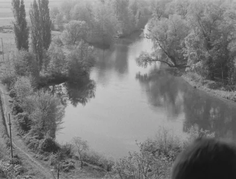 A PROPOS D'UNE RIVIERE - Still